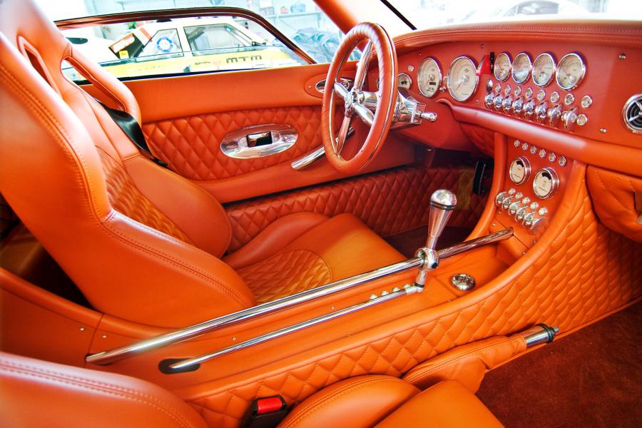  Spyker C8 Double 12 2009 года  (фото 2 из 8)